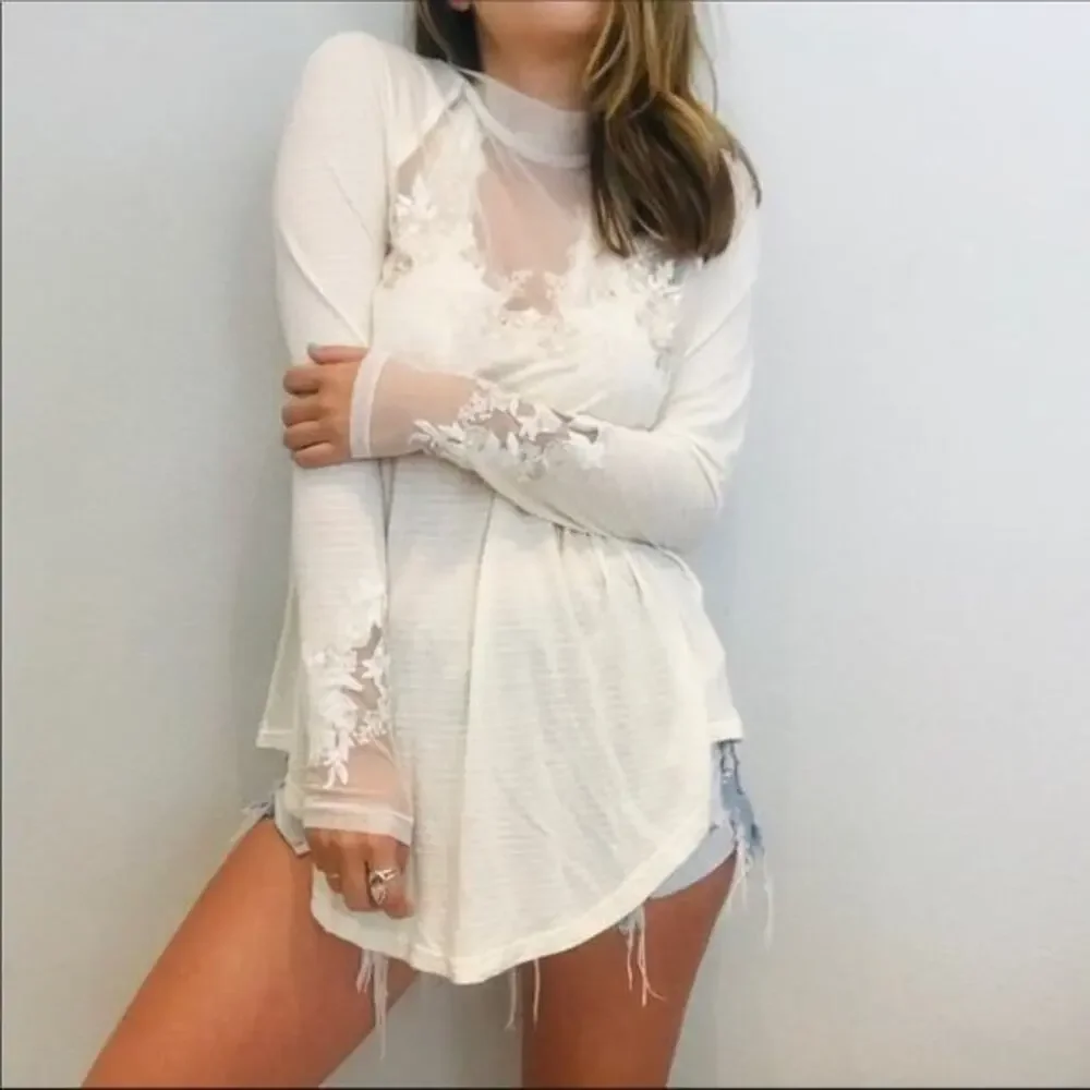 Free‎ People white mesh lace long long sleeve top